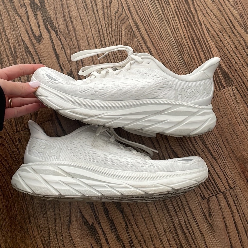 Hoka Clifton 8 (all white)